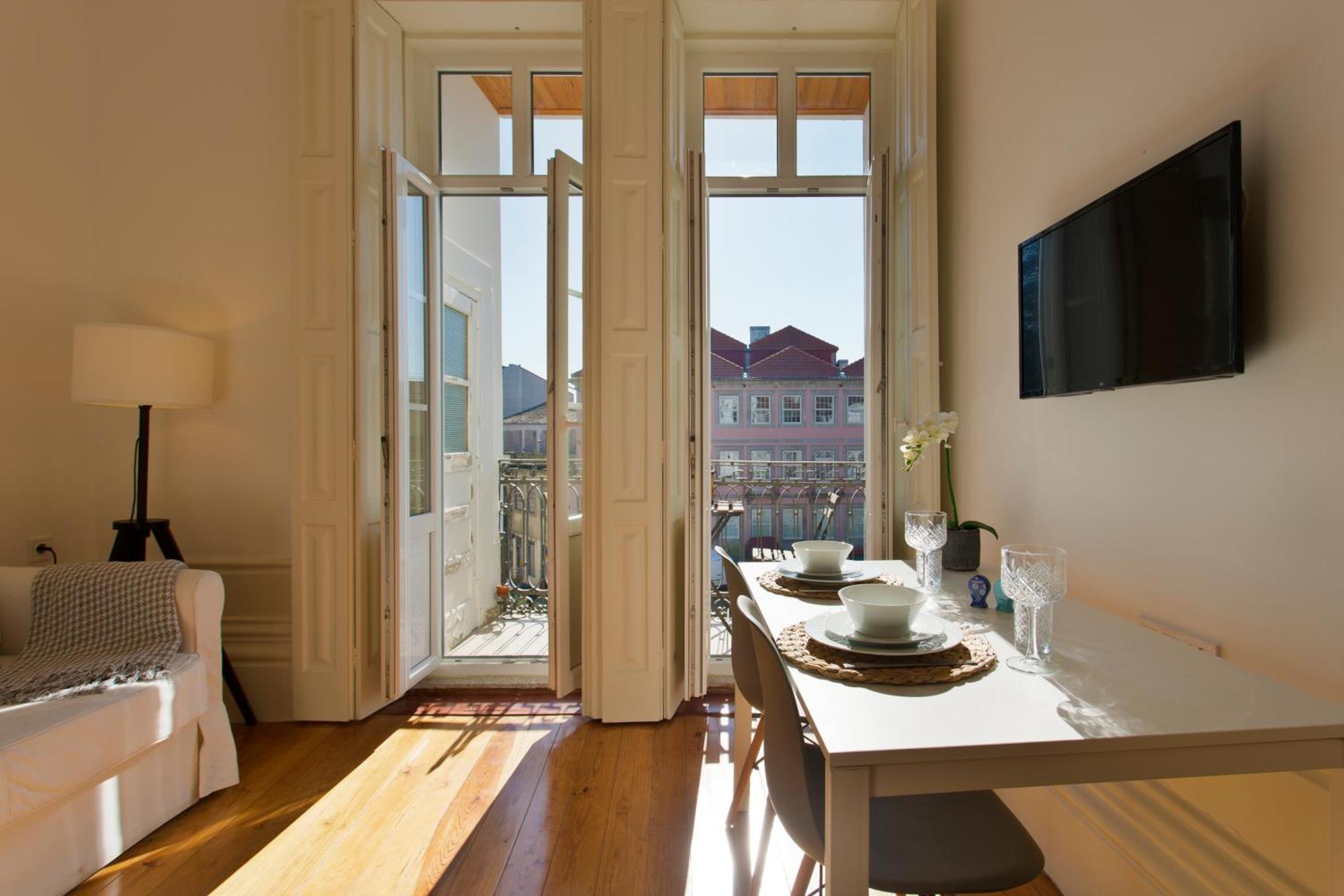 Fine Art Apartments City Center 포르투 객실 사진