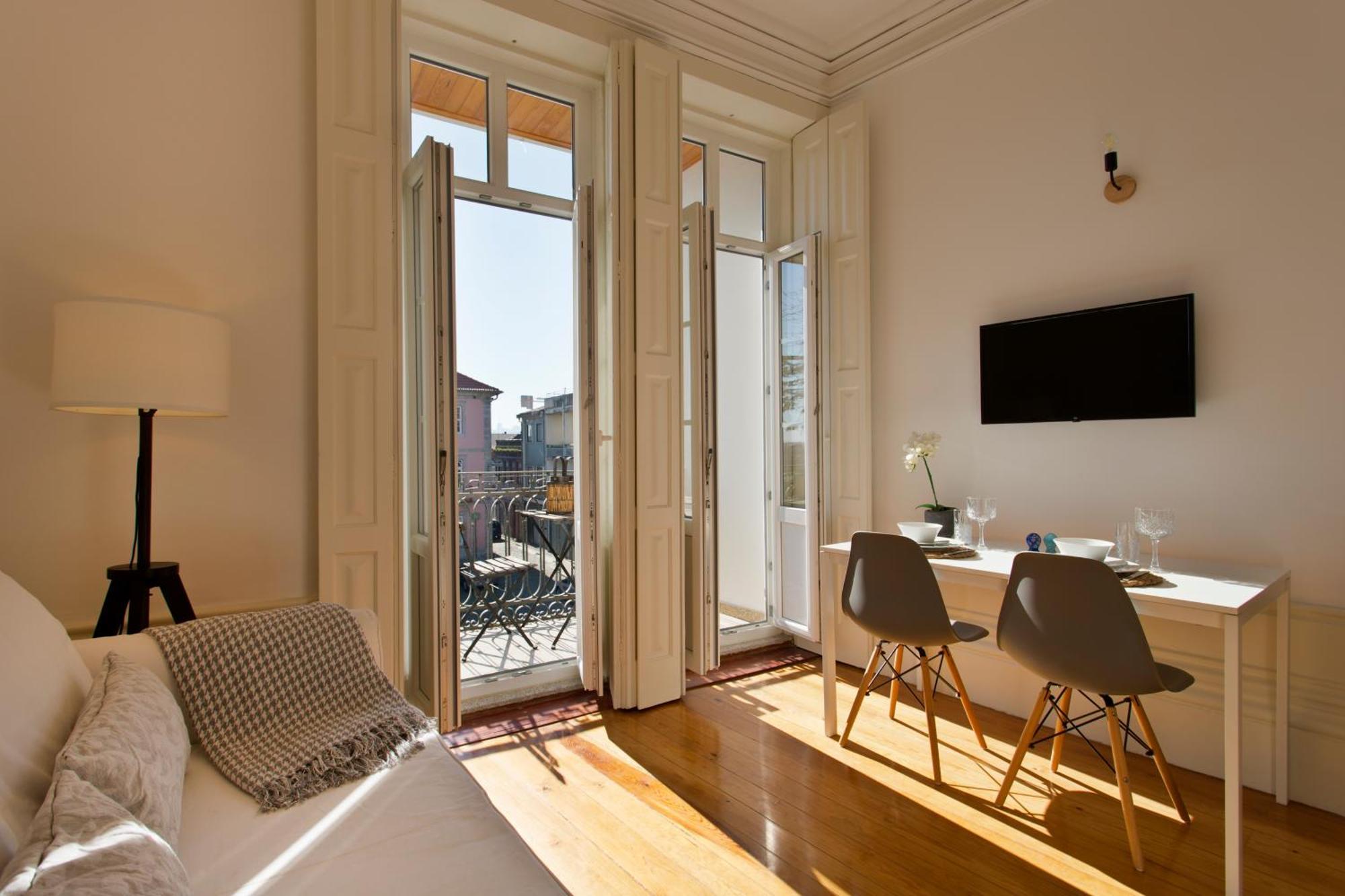 Fine Art Apartments City Center 포르투 객실 사진